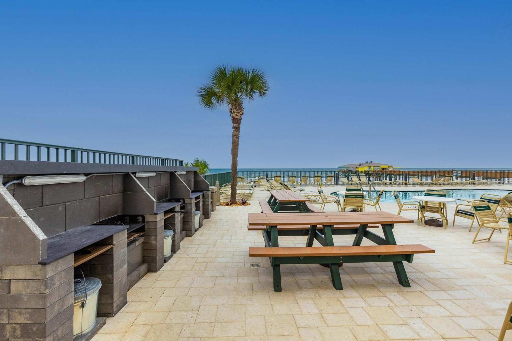 Ocean Front Condo With Amazing Views! Sunglow Resort 402 By Brightwild Daytona Beach Shores ภายนอก รูปภาพ